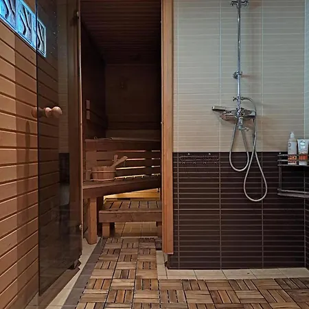 Cosy House With Holiday home *